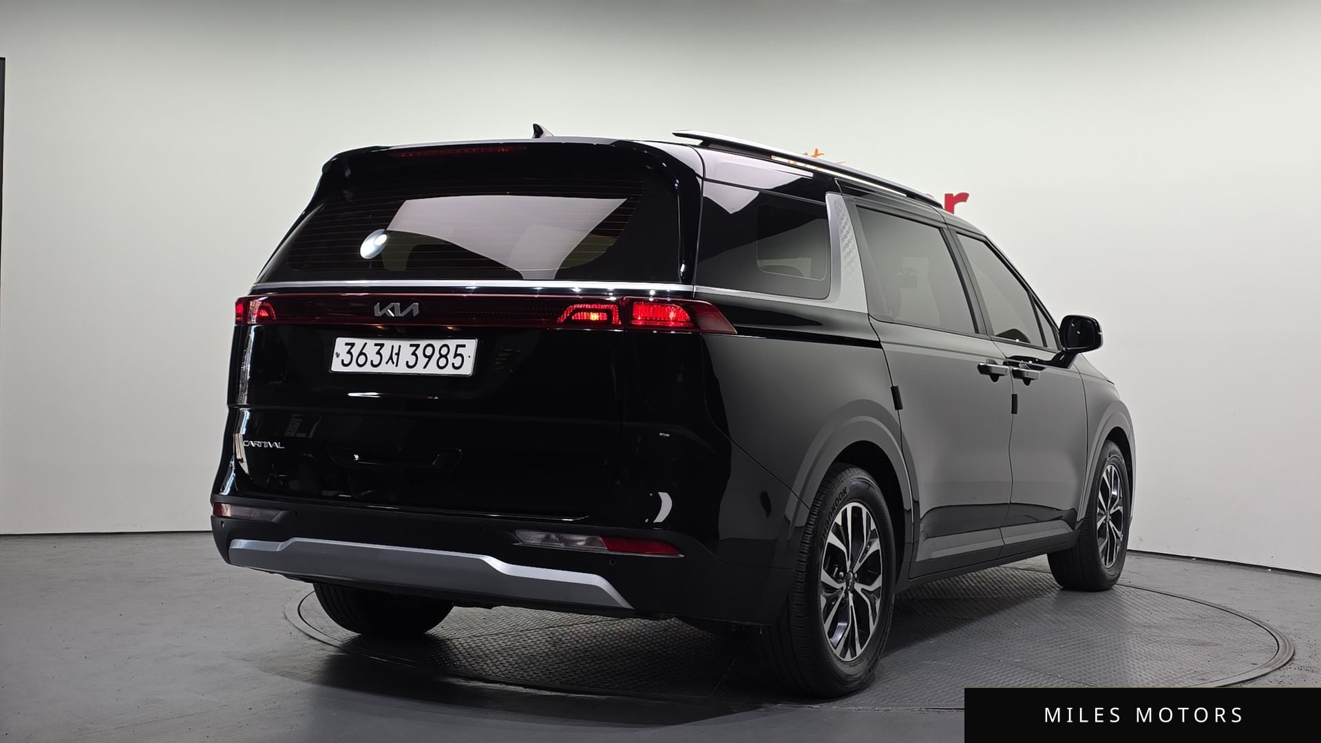 Kia Carnival 2023 — миниатюра 2