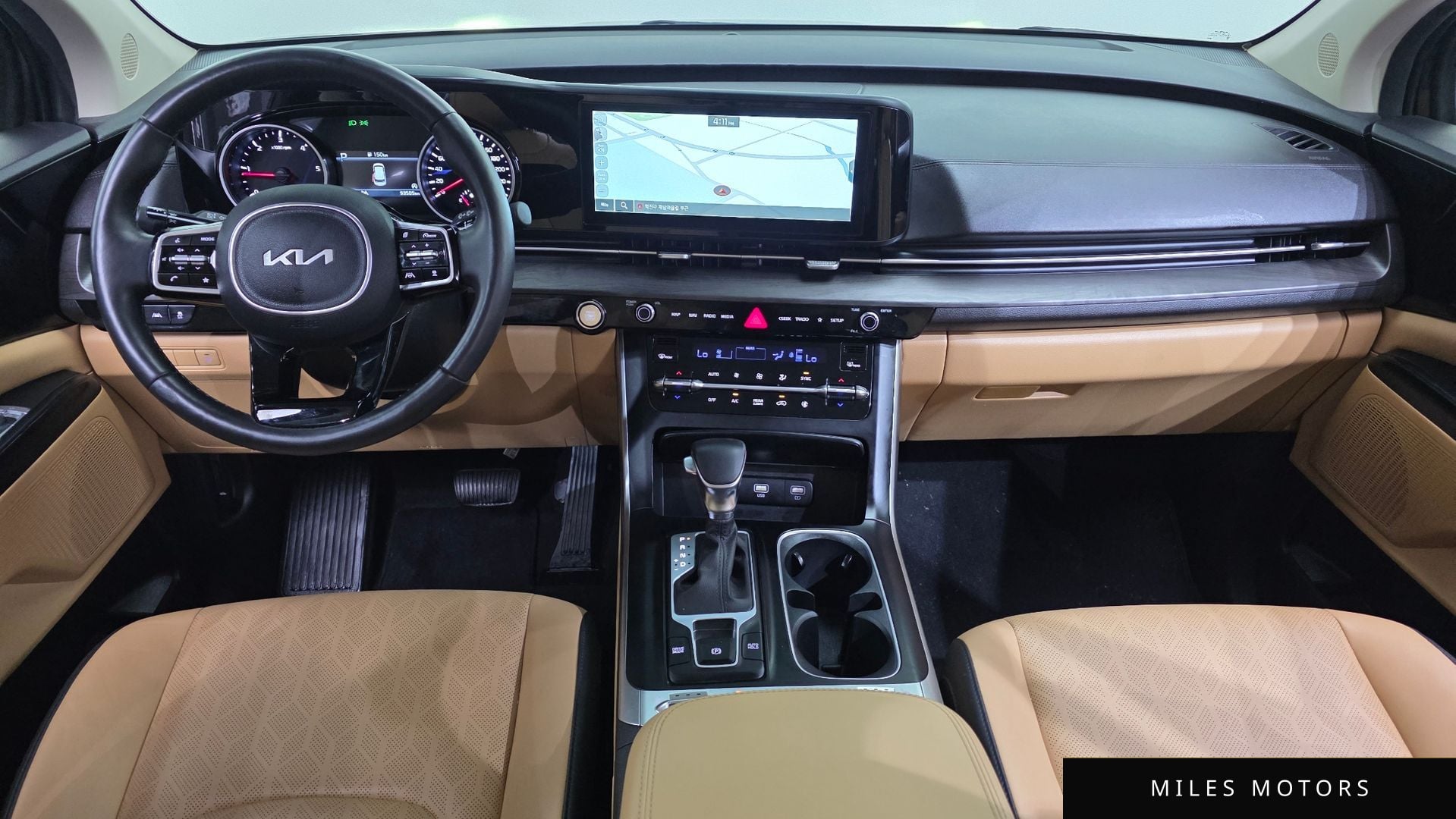 Kia Carnival 2023 — миниатюра 10