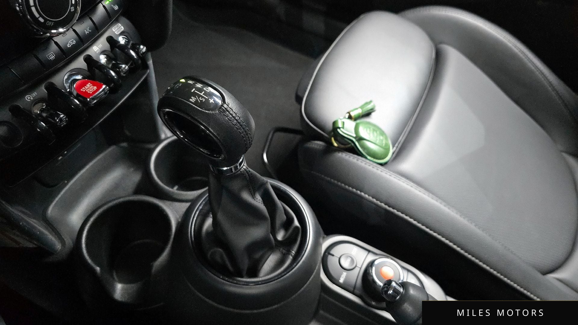 MINI Cooper 2019 — миниатюра 11