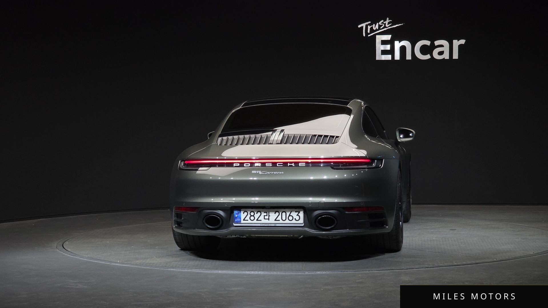 Porsche 911 (992) 2021 — миниатюра 4