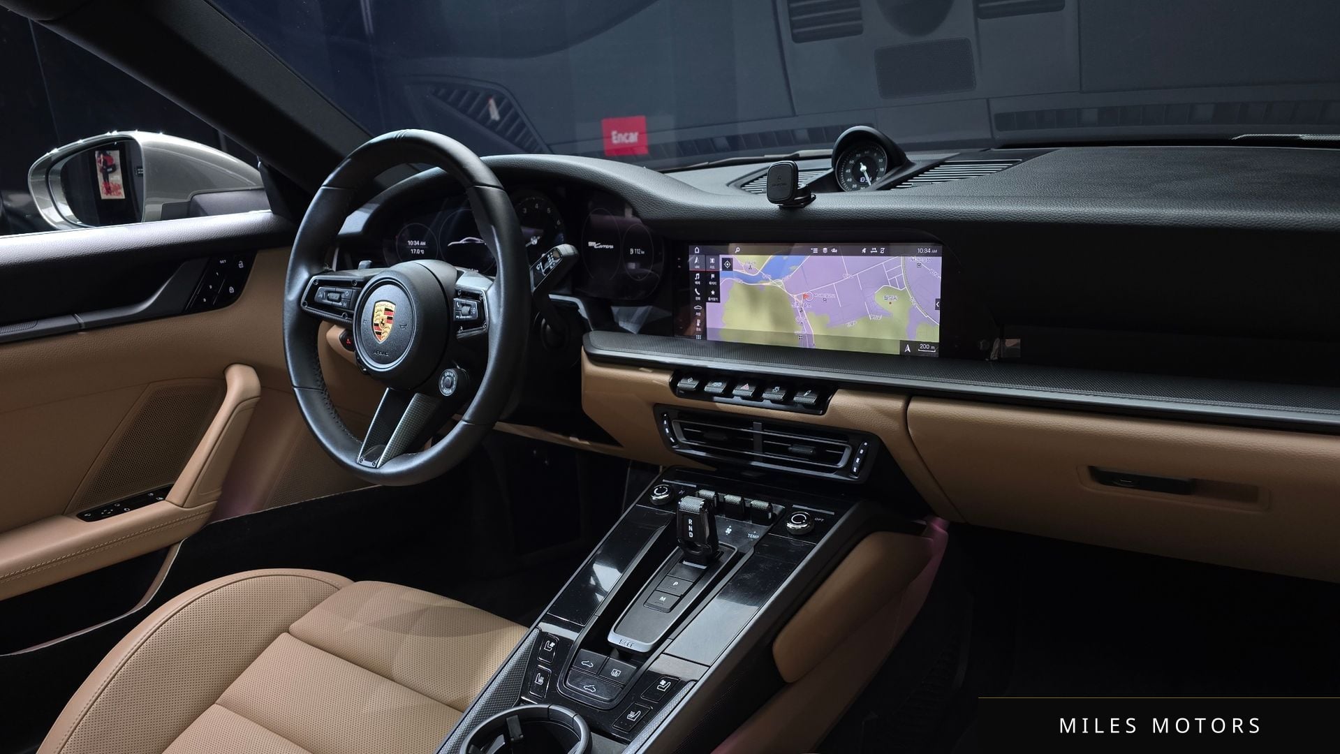 Porsche 911 (992) 2021 — миниатюра 10