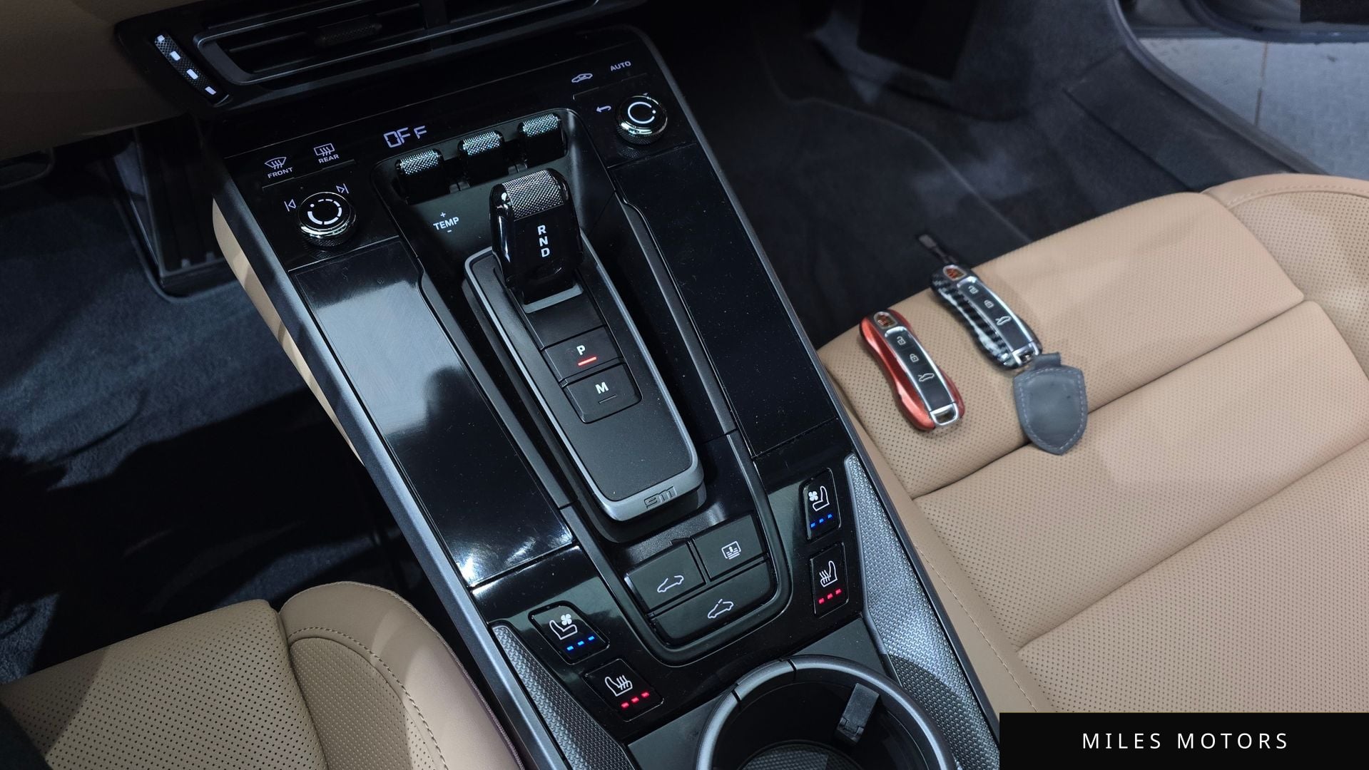 Porsche 911 (992) 2021 — миниатюра 12