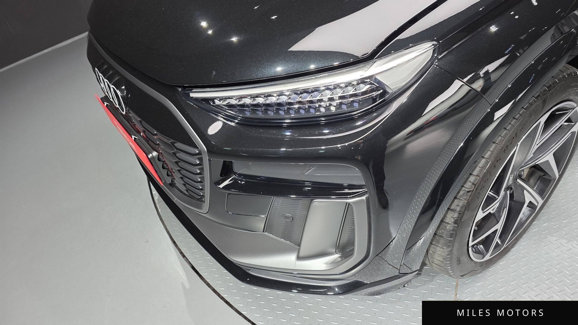 Audi Q6 e-tron 2025 — миниатюра 8