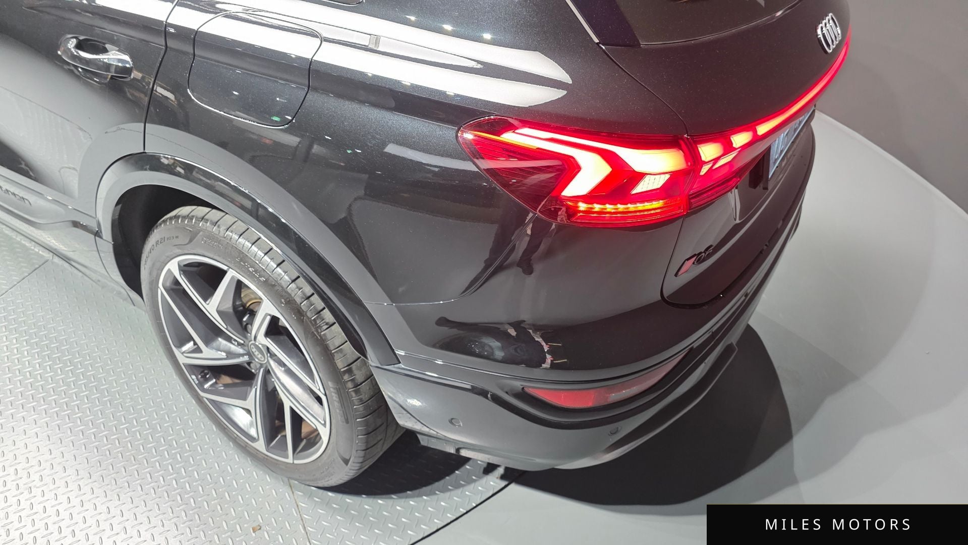 Audi Q6 e-tron 2025 — миниатюра 9