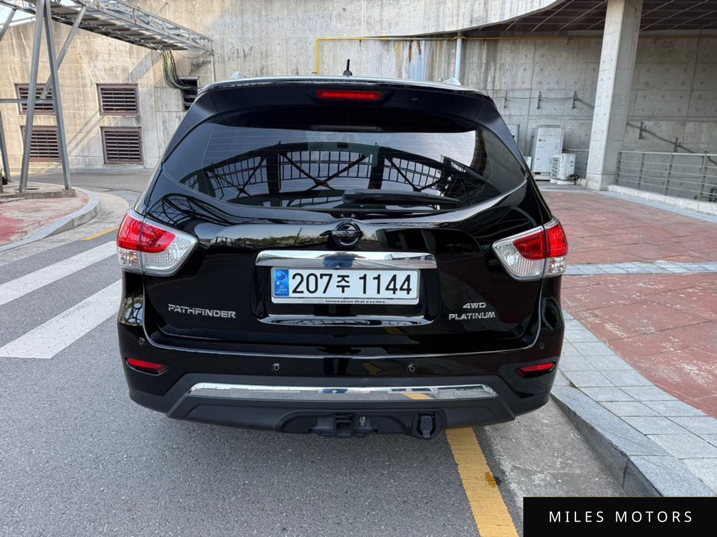 Nissan Pathfinder 2014 — миниатюра 5