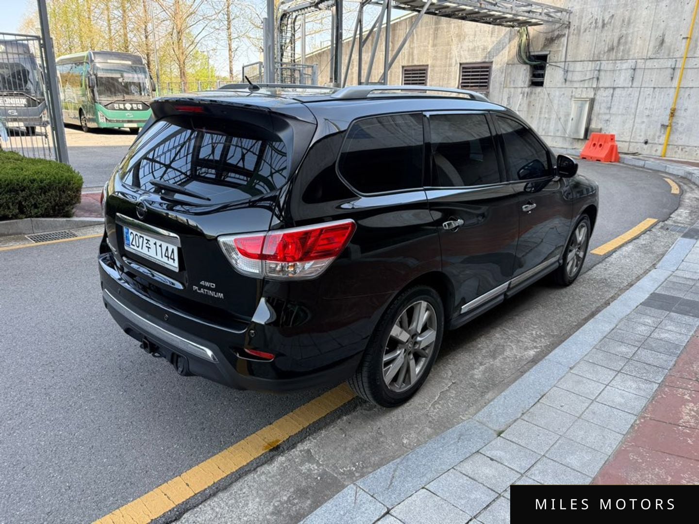 Nissan Pathfinder 2014 — миниатюра 6