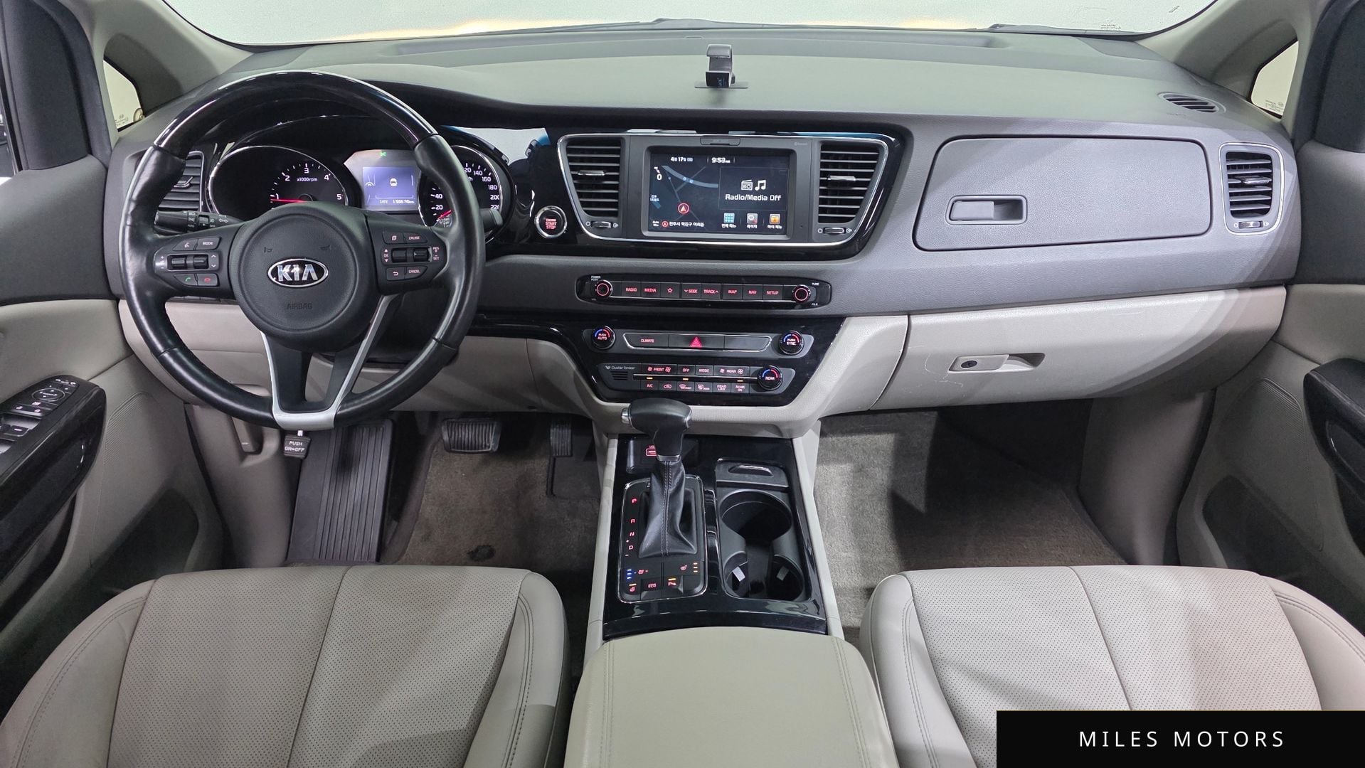 Kia Canival 2018 — миниатюра 10