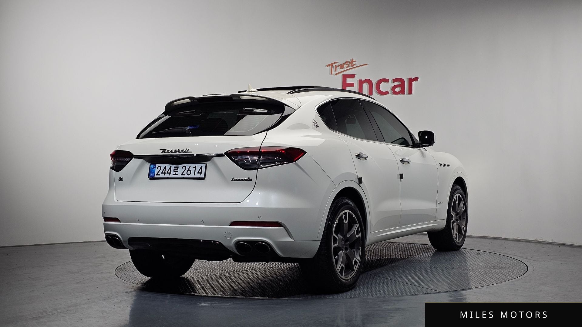 Maserati 르반떼 2018 — миниатюра 2