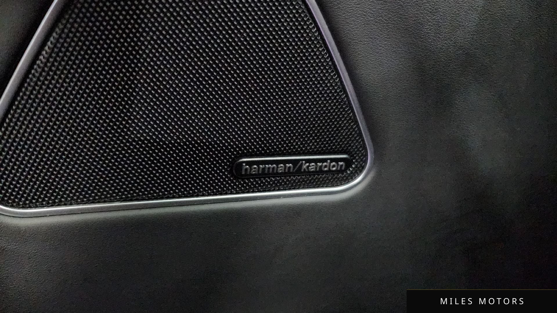 Maserati 르반떼 2018 — миниатюра 37