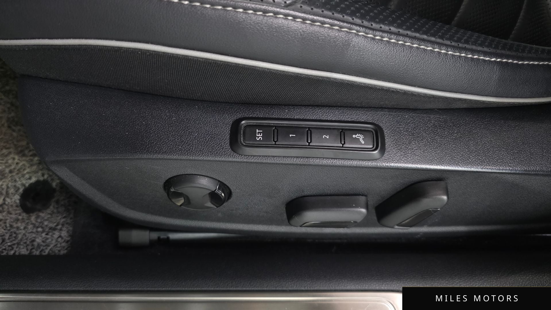 Volkswagen 아테온 2019 — миниатюра 29