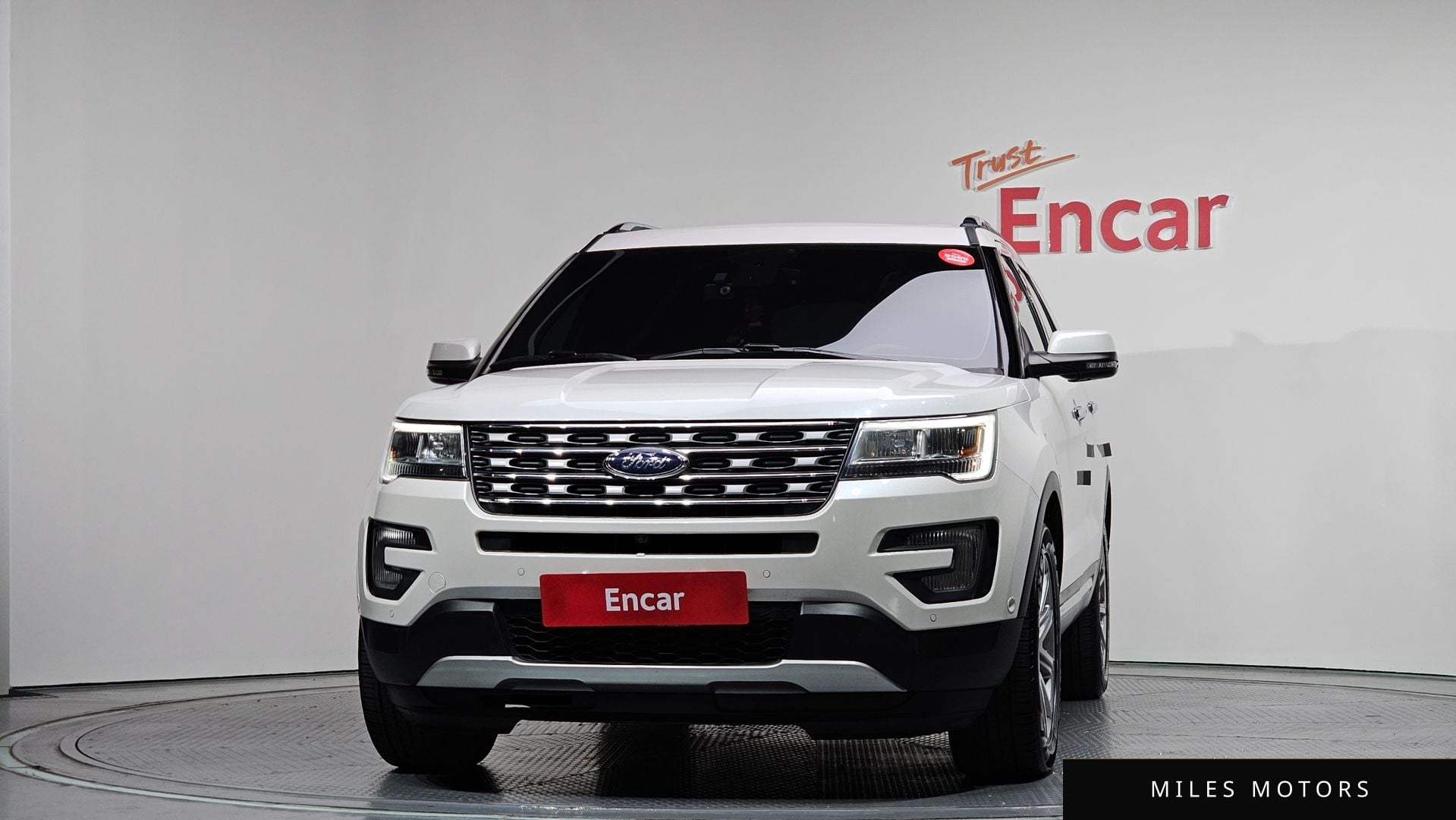 Ford Explorer 2017 — миниатюра 3