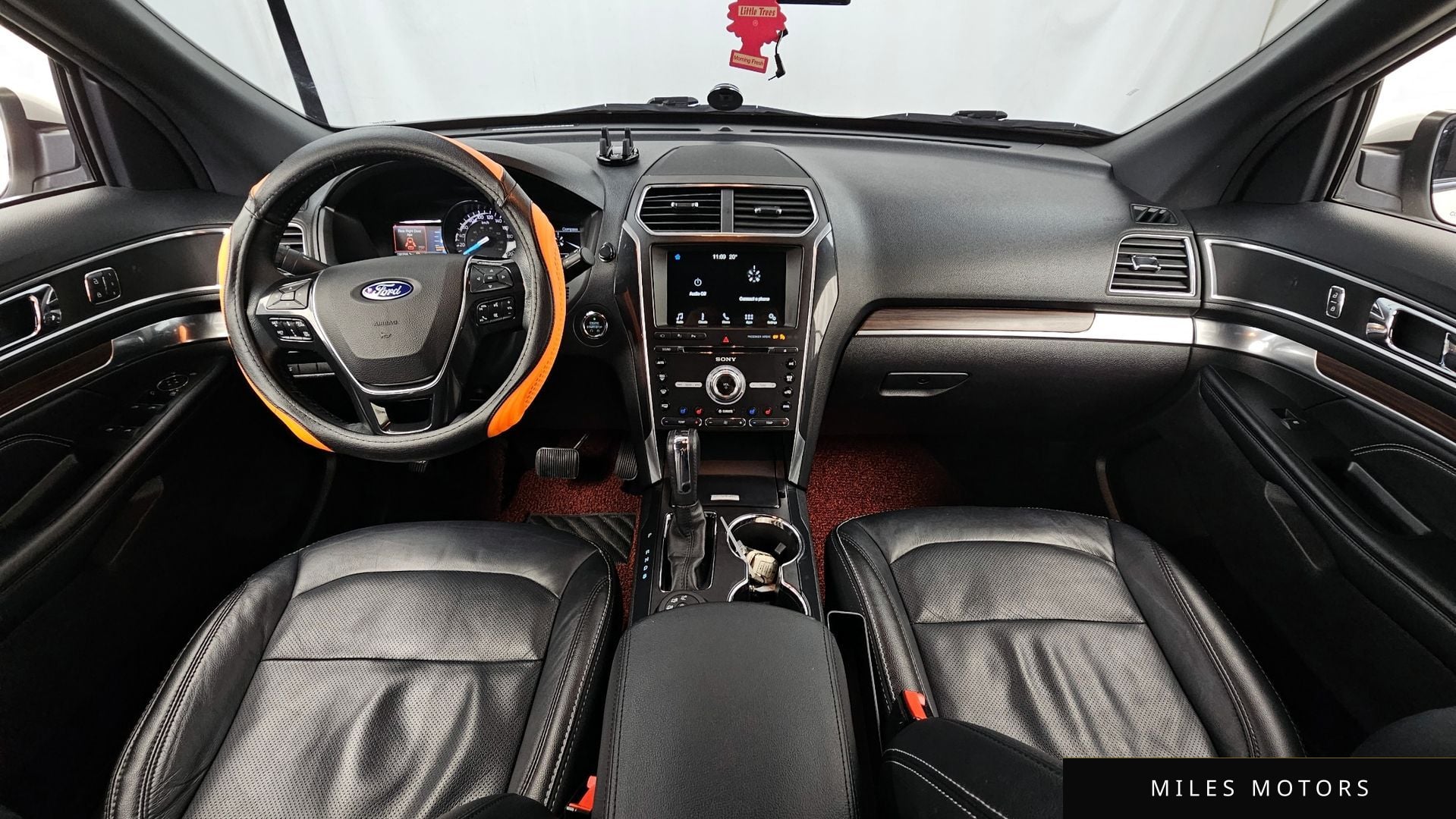 Ford Explorer 2017 — миниатюра 10