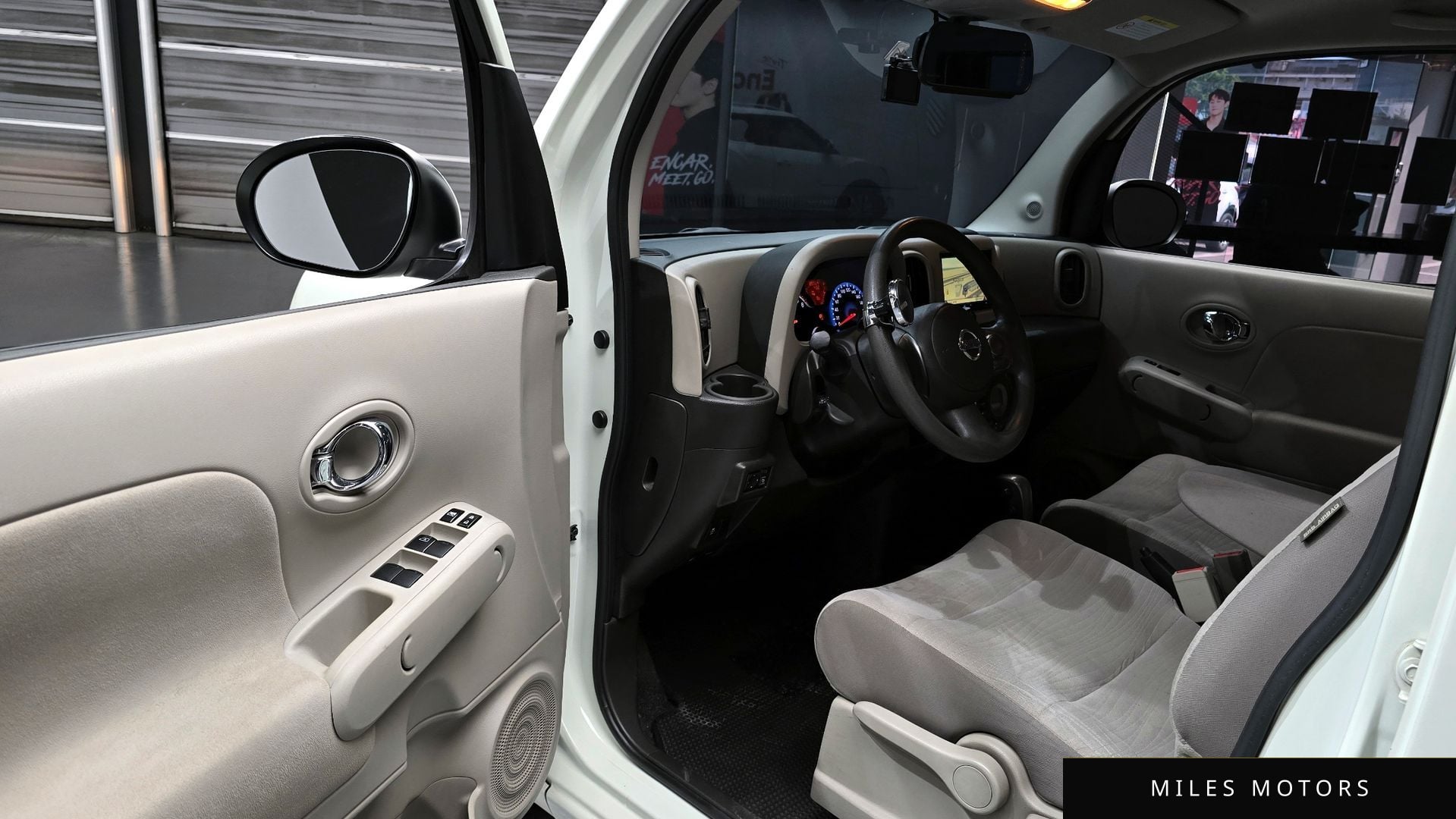 Nissan 큐브 2011 — миниатюра 10
