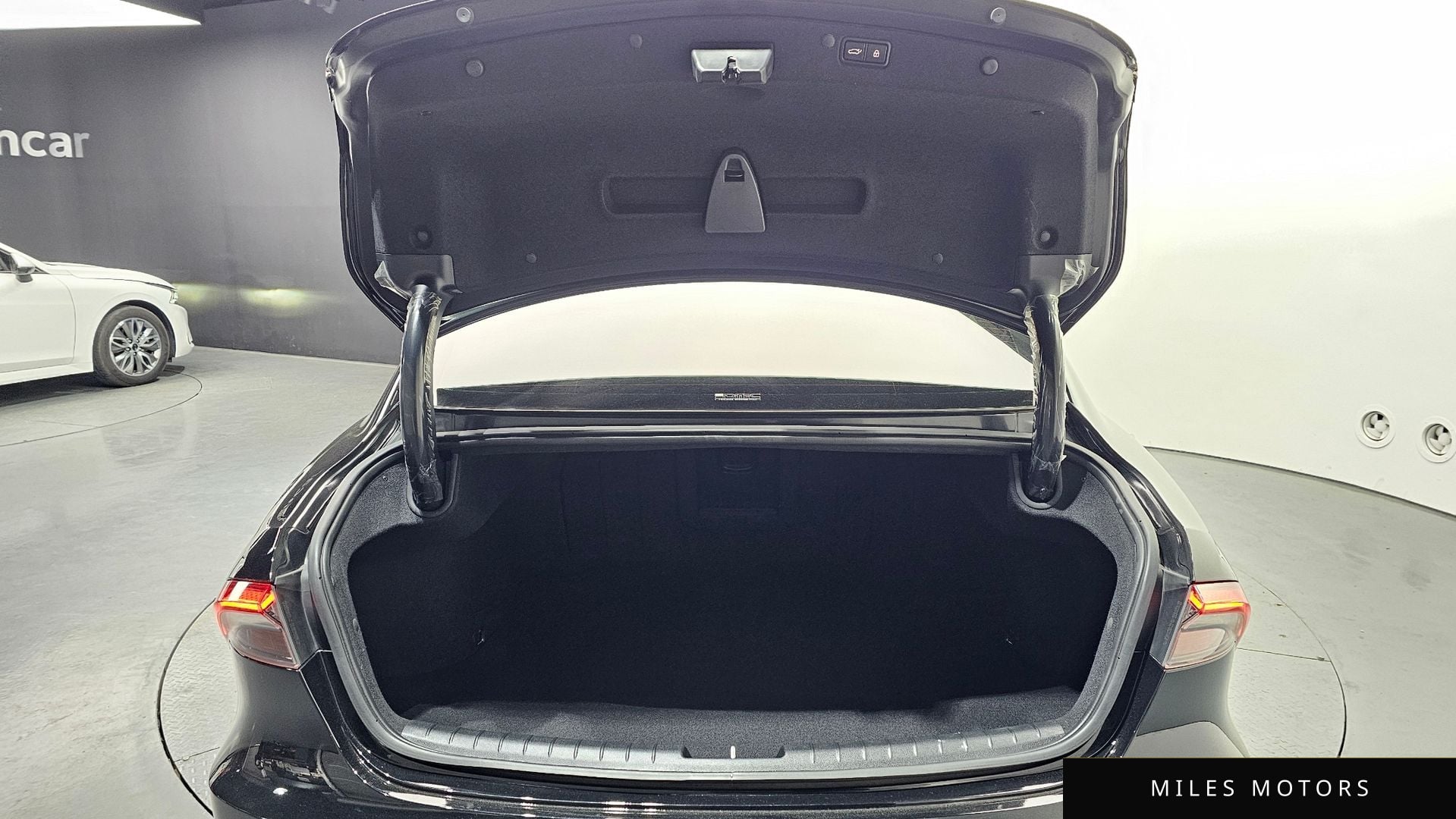 Hyundai Grandeur 2023 — миниатюра 26