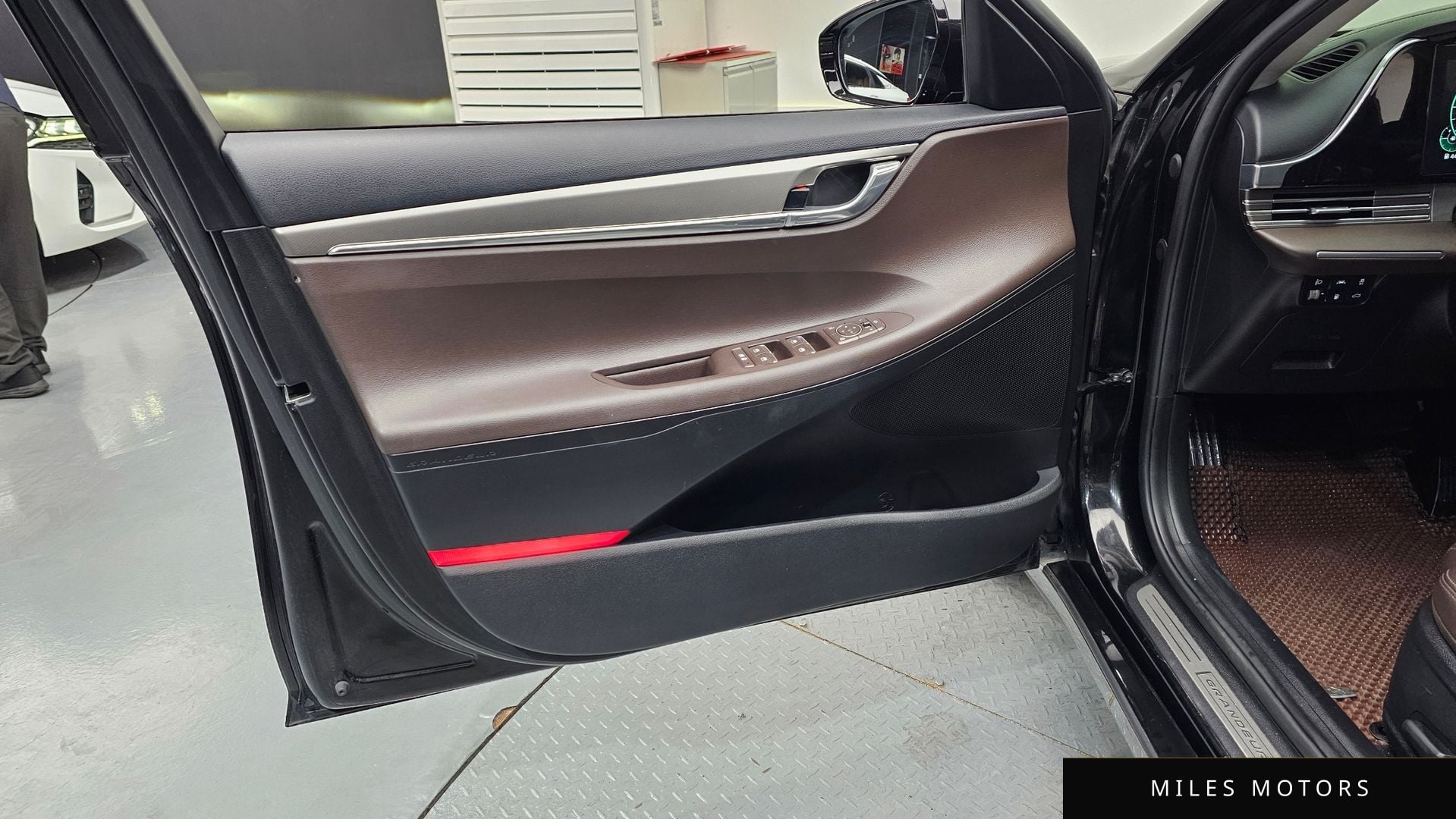 Hyundai Grandeur 2023 — миниатюра 14