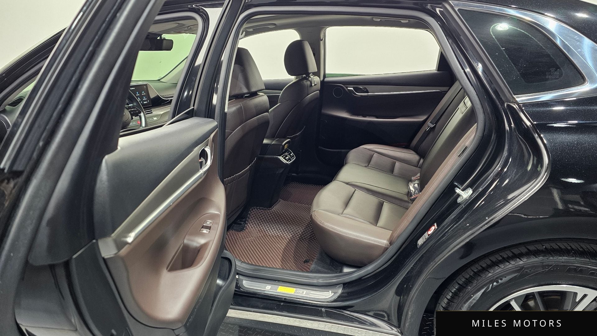 Hyundai Grandeur 2023 — миниатюра 16