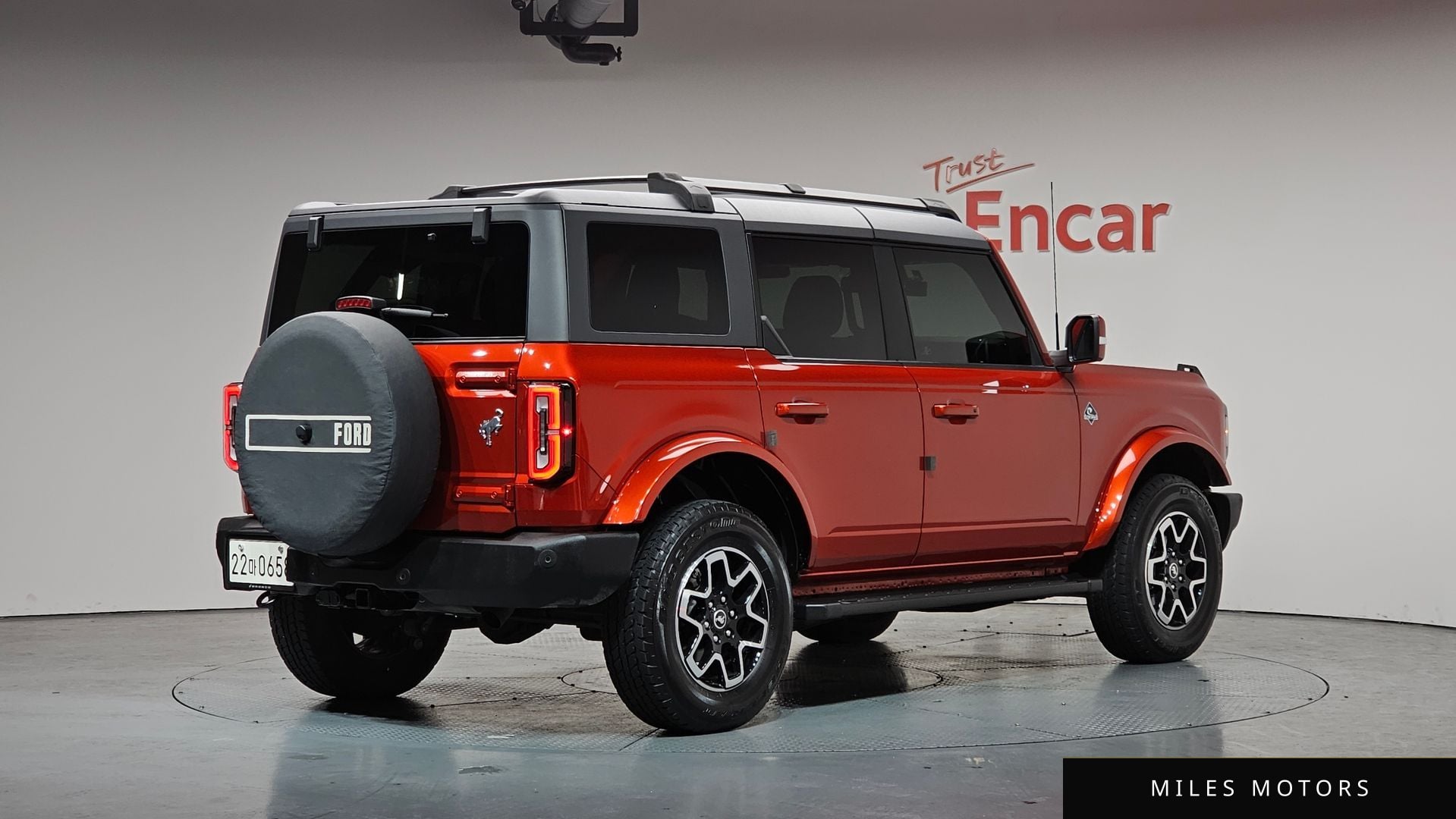 Ford Bronco 2023 — миниатюра 2