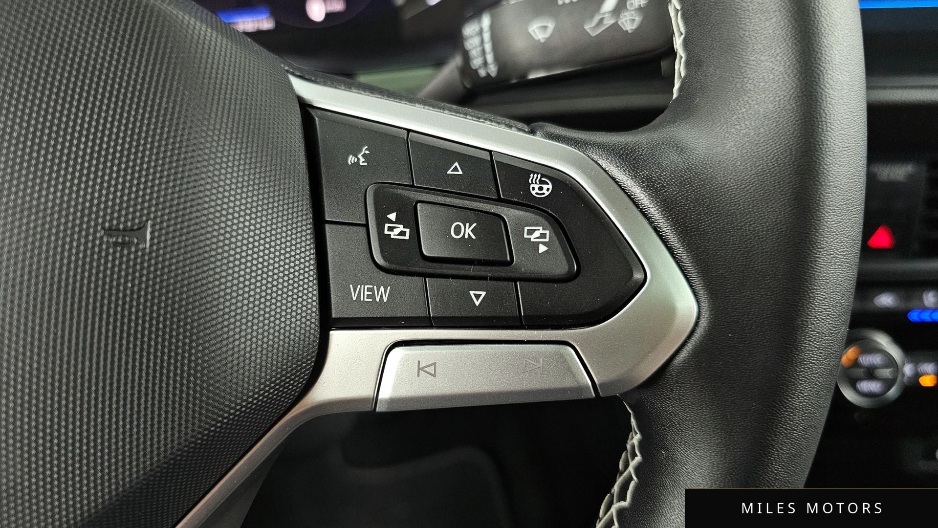 Volkswagen 제타 2023 — миниатюра 29