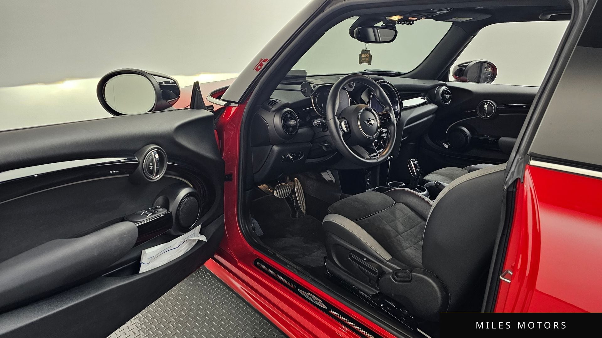 MINI 쿠퍼 S 2022 — миниатюра 10