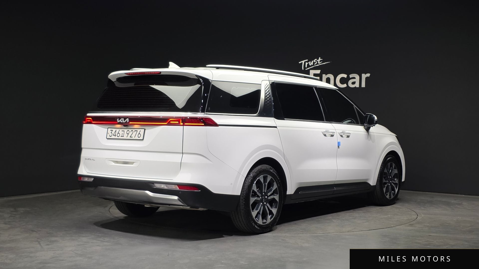 Kia Carnival 2023 — миниатюра 2