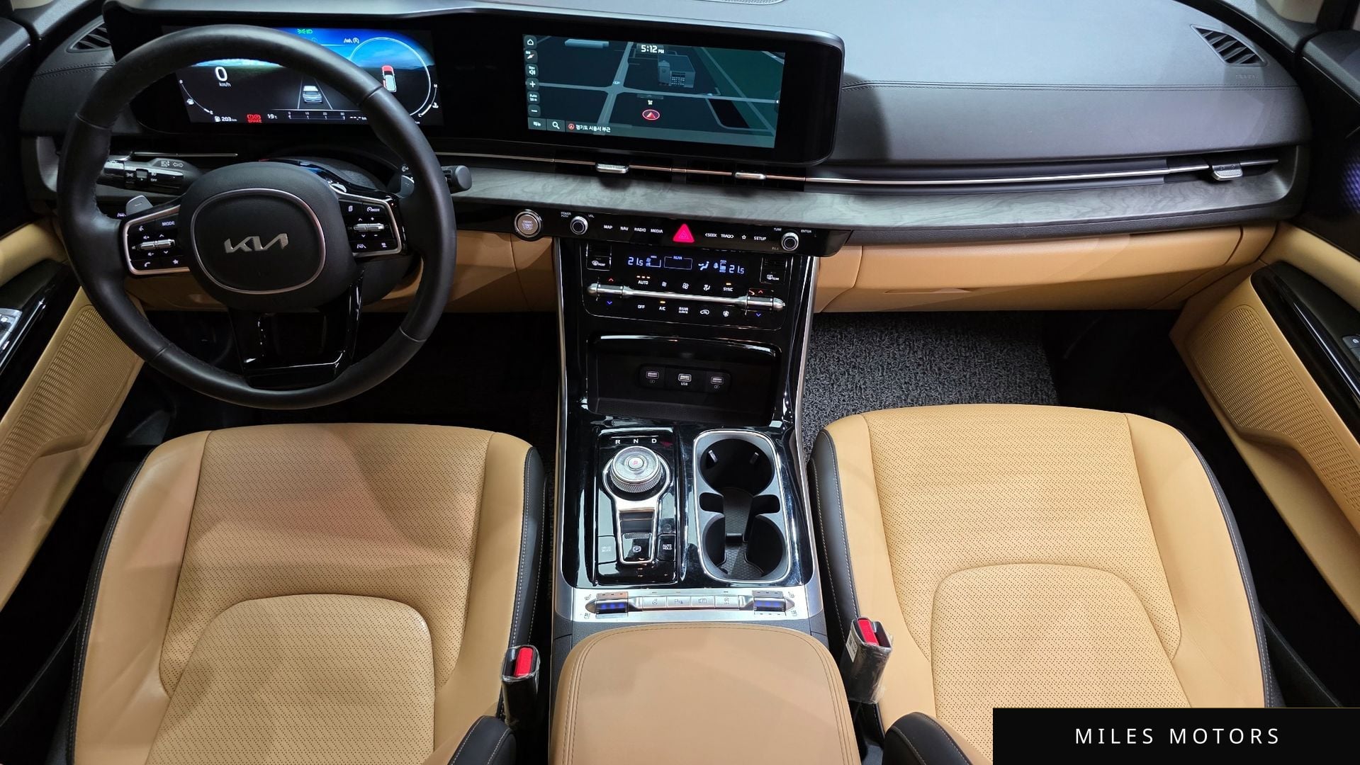 Kia Carnival 2023 — миниатюра 10