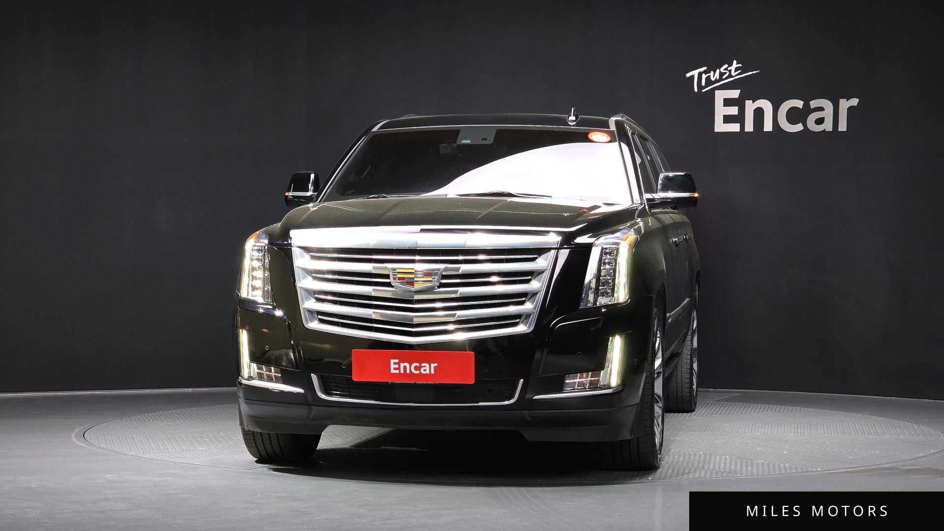 Cadillac 에스컬레이드 2017 — миниатюра 3