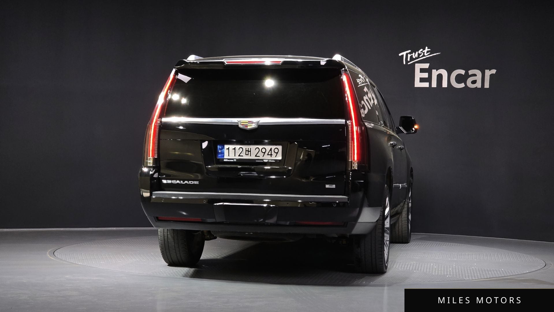 Cadillac 에스컬레이드 2017 — миниатюра 4
