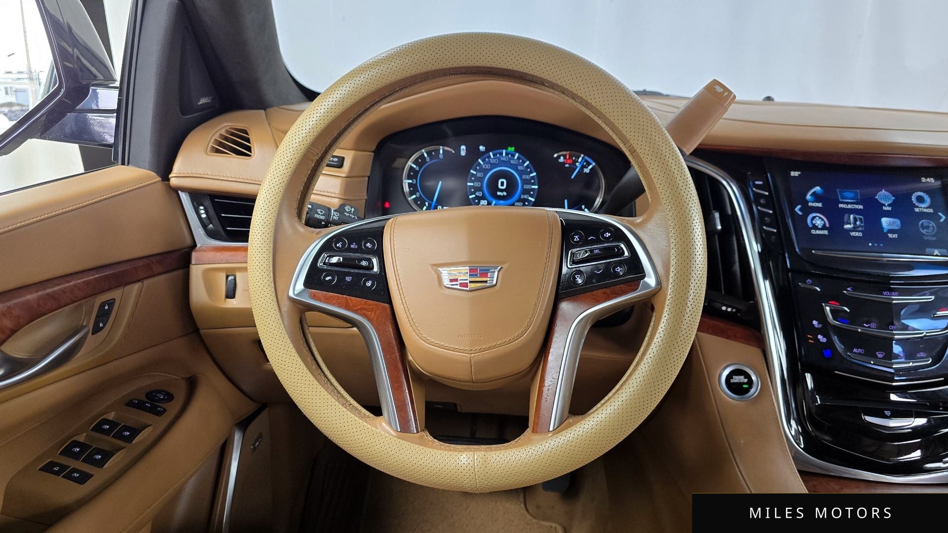 Cadillac 에스컬레이드 2017 — миниатюра 13