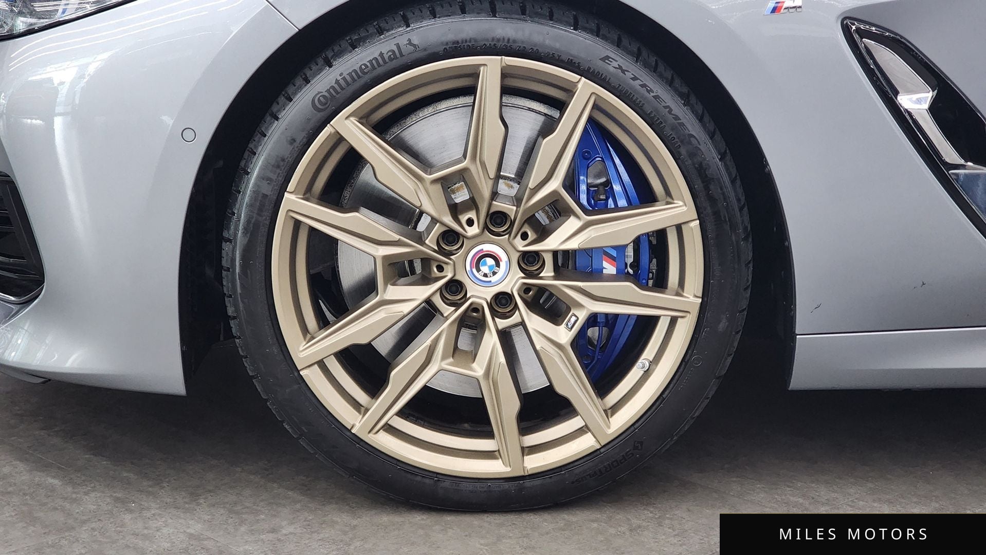 BMW 8 Series (G15) 2023 — миниатюра 5