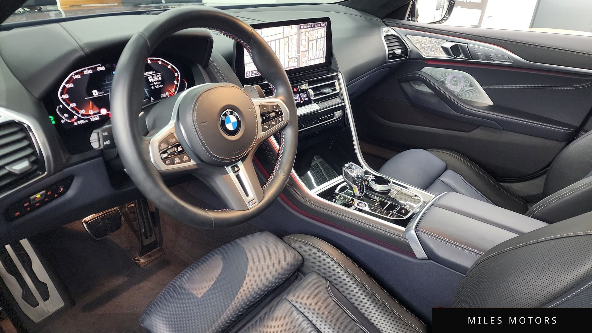 BMW 8 Series (G15) 2023 — миниатюра 10