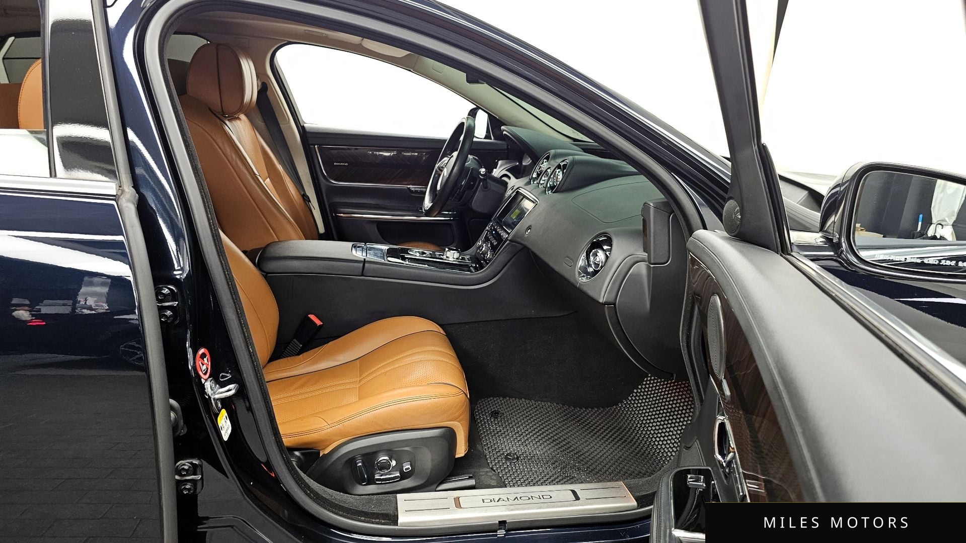 Jaguar All New XJ 2016 — миниатюра 11