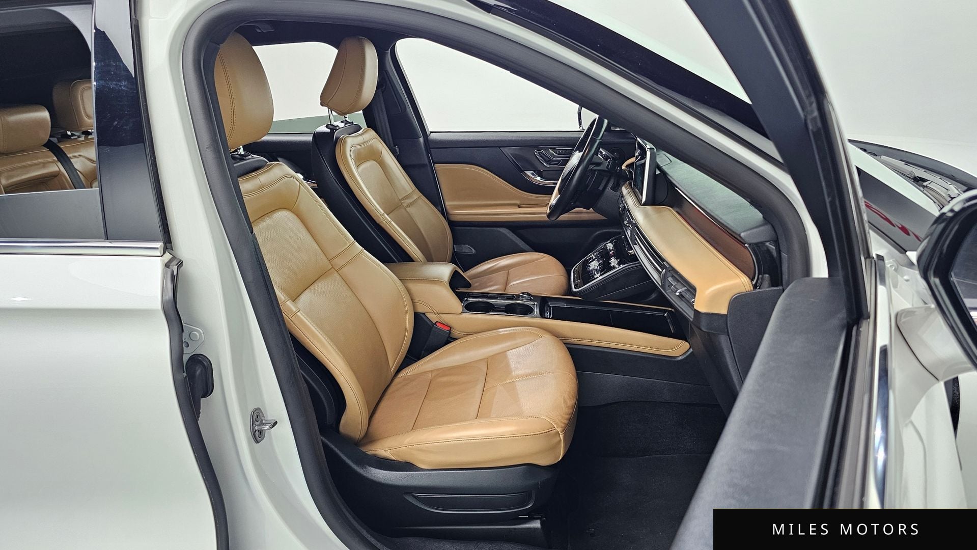 Lincoln 코세어 2022 — миниатюра 17