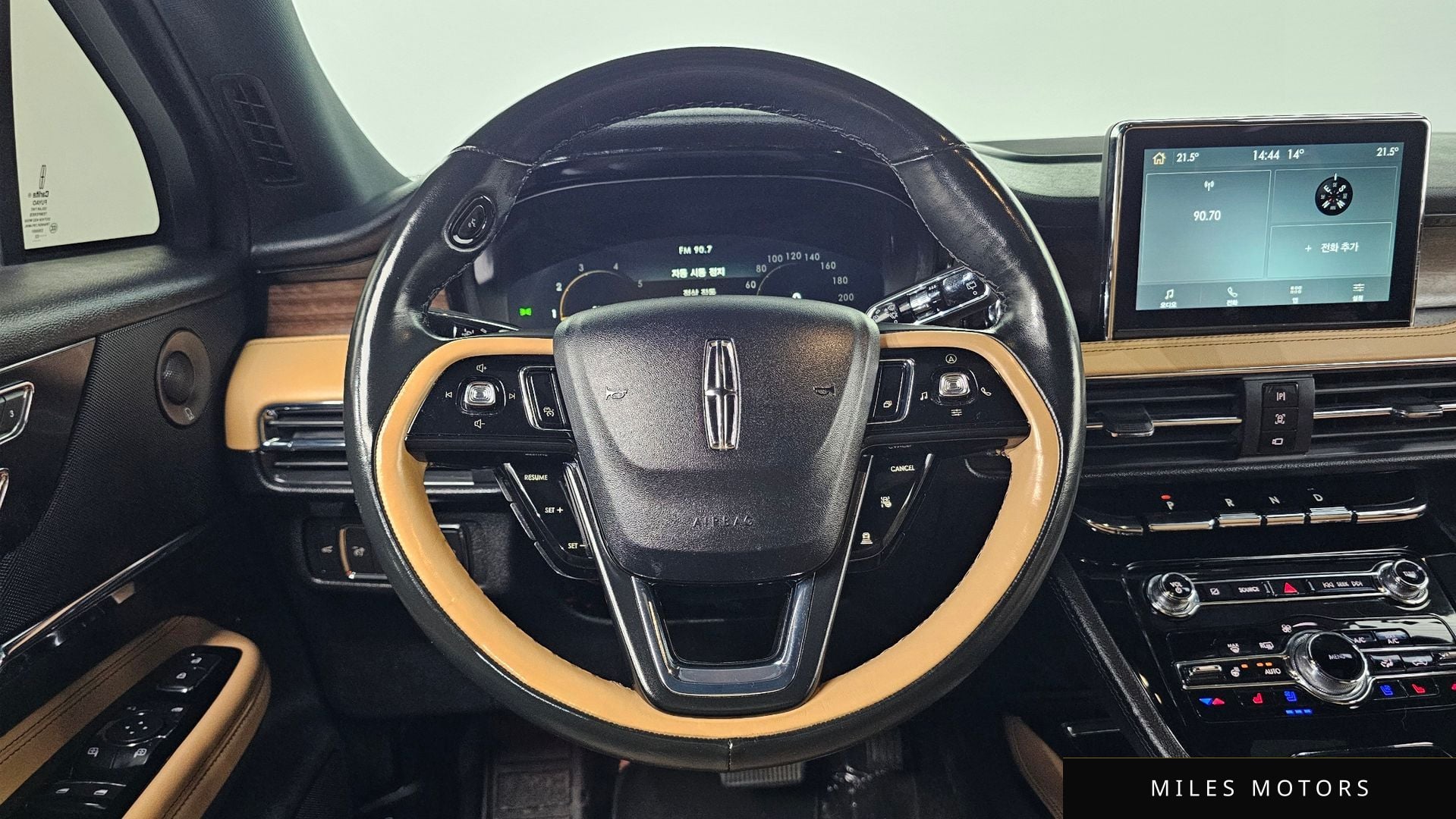 Lincoln 코세어 2022 — миниатюра 20