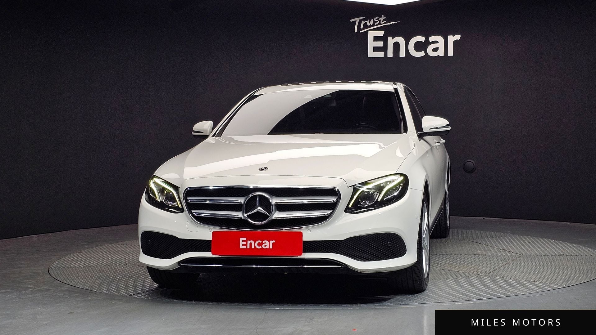 Mercedes-Benz E-Class W213 2017 — миниатюра 3