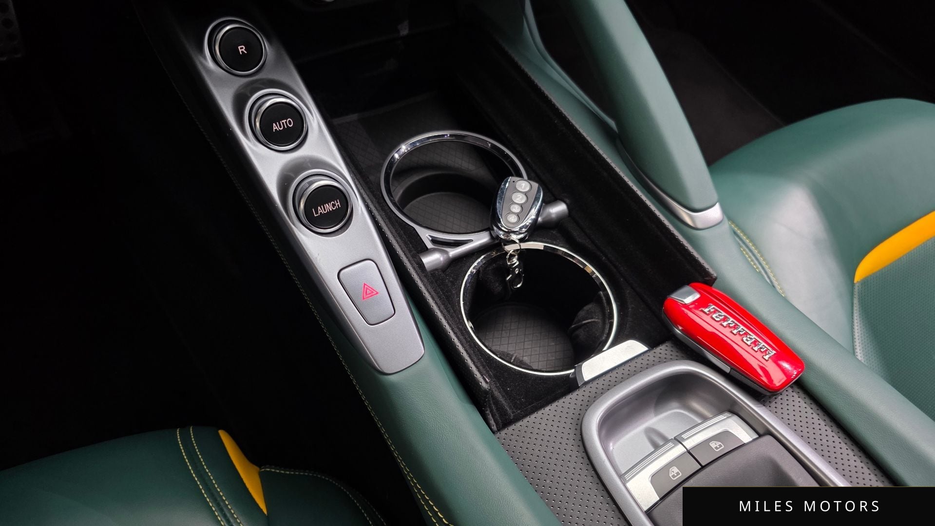 Ferrari GTC4 Lusso 2020 — миниатюра 9