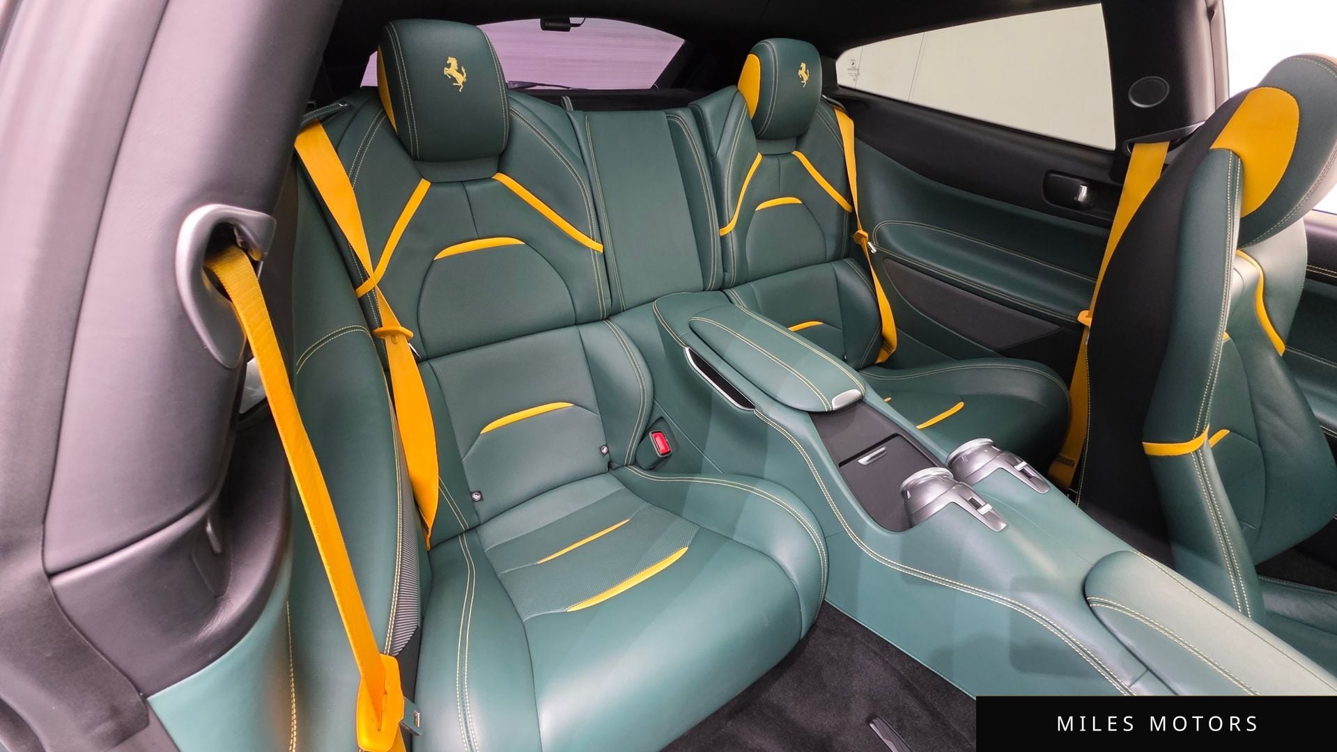 Ferrari GTC4 Lusso 2020 — миниатюра 12