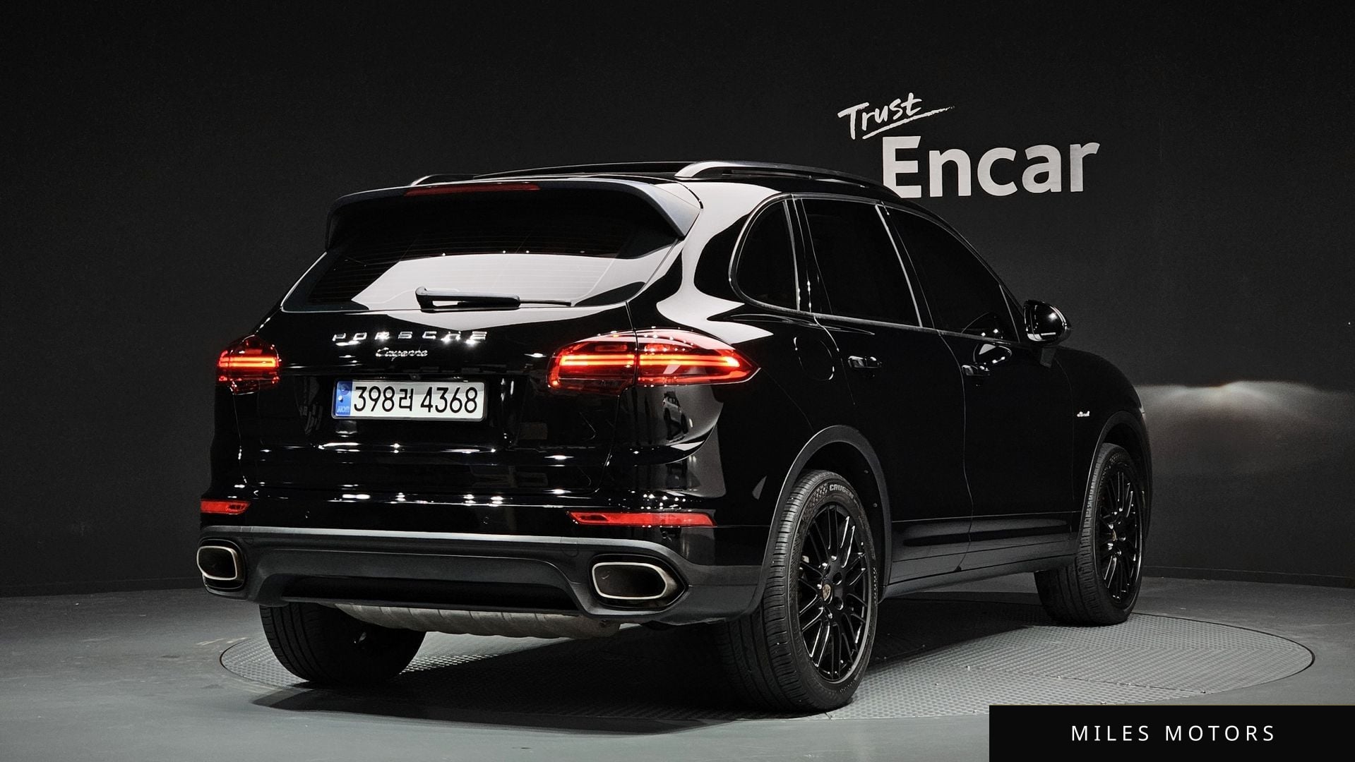 Porsche Cayenne 2015 — миниатюра 2