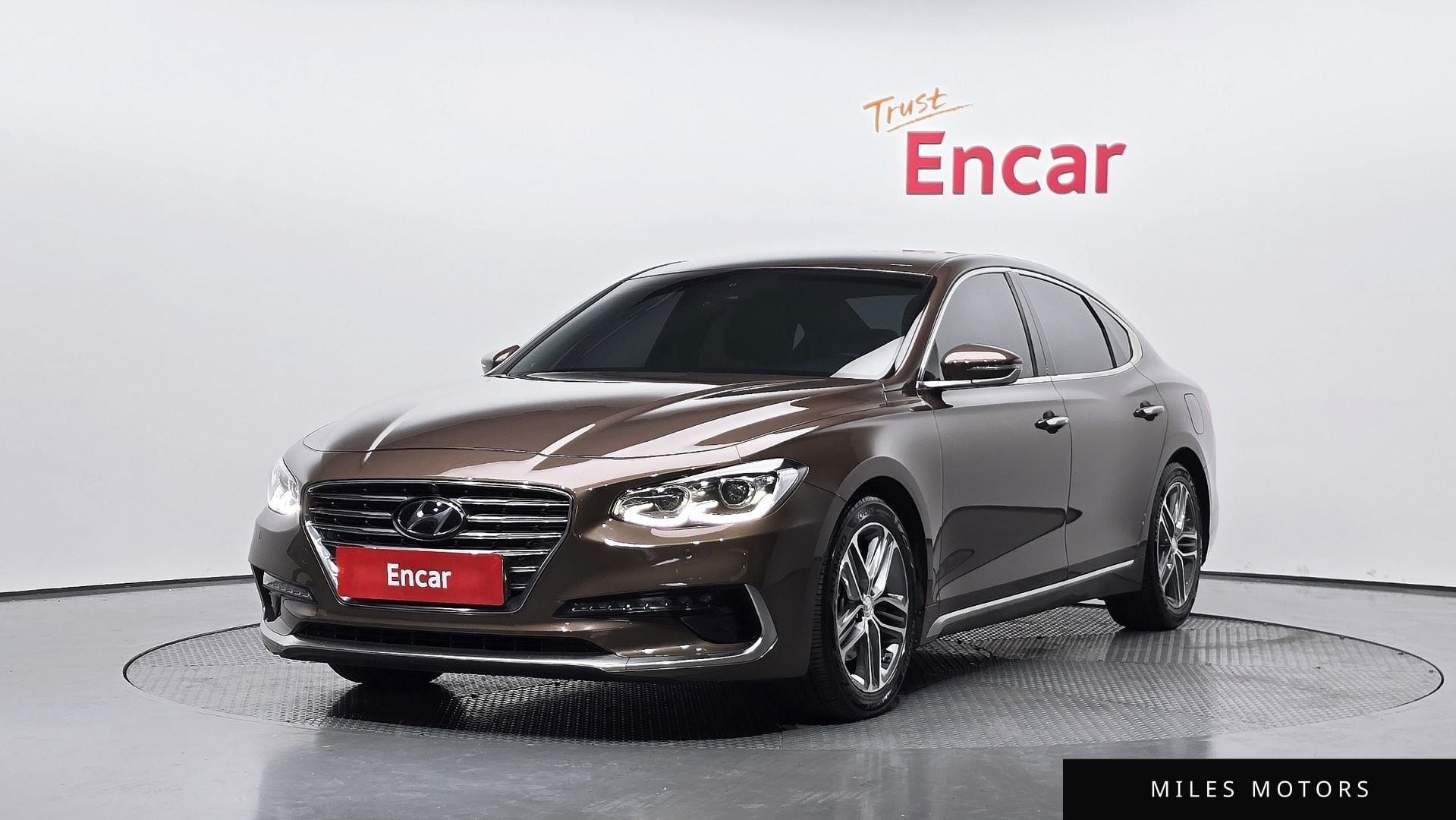 Hyundai Grandeur 2019 — фото 1 из 12