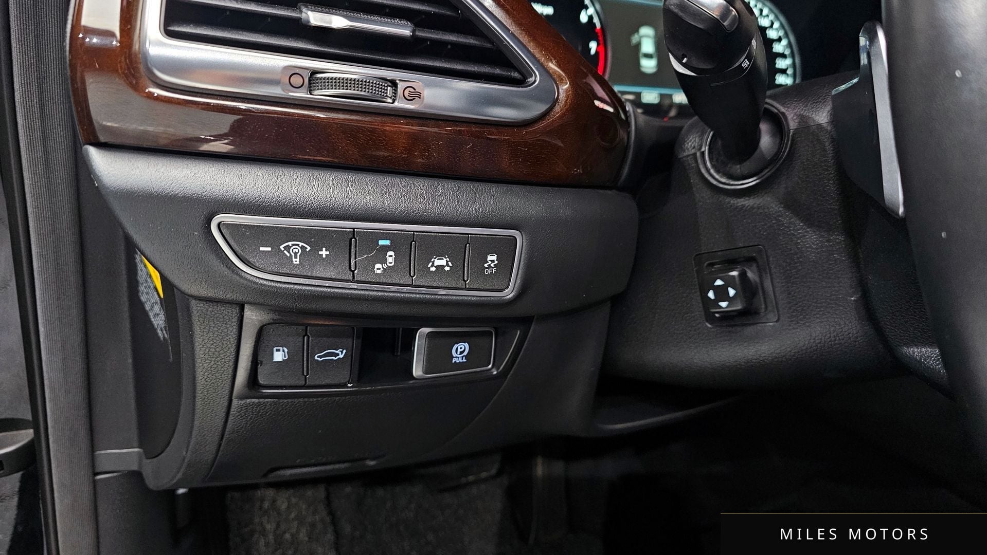 Genesis EQ900 2016 — миниатюра 28
