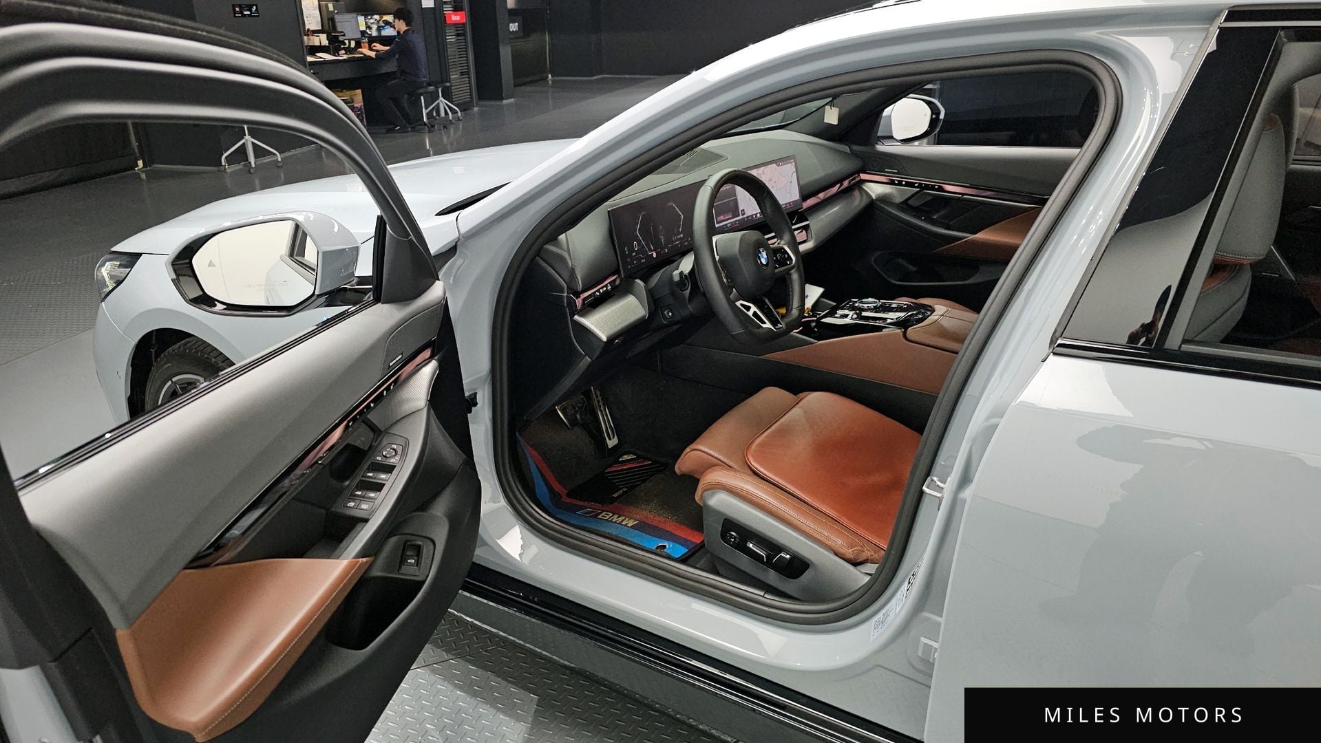 BMW 5시리즈 (G60) 2024 — миниатюра 13