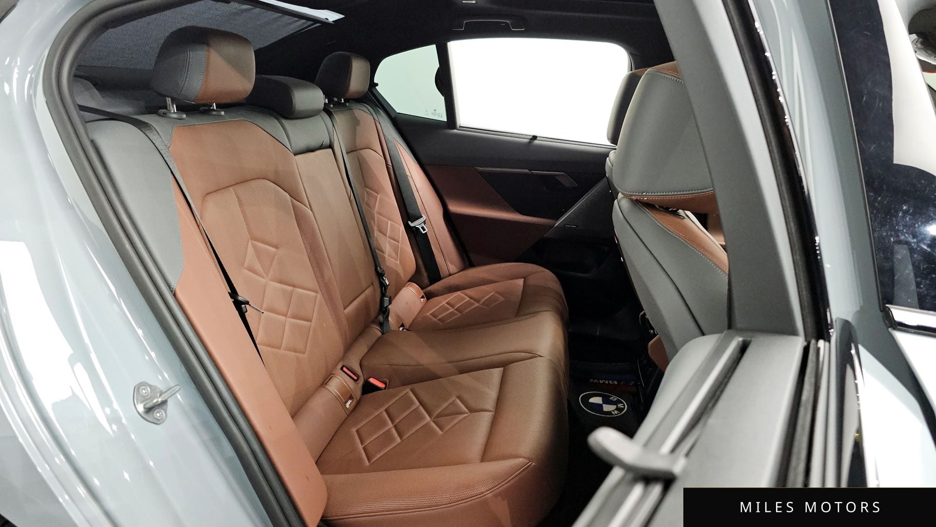 BMW 5시리즈 (G60) 2024 — миниатюра 17