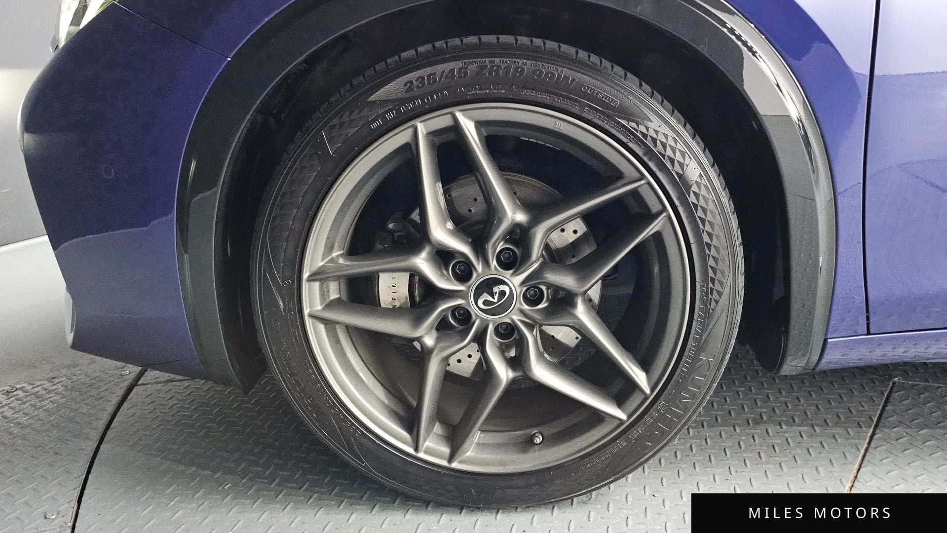 Infiniti Q30 2017 — миниатюра 5