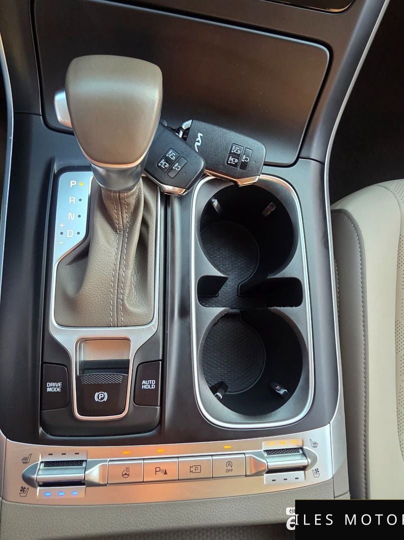 Kia Carnival 2022 — миниатюра 11