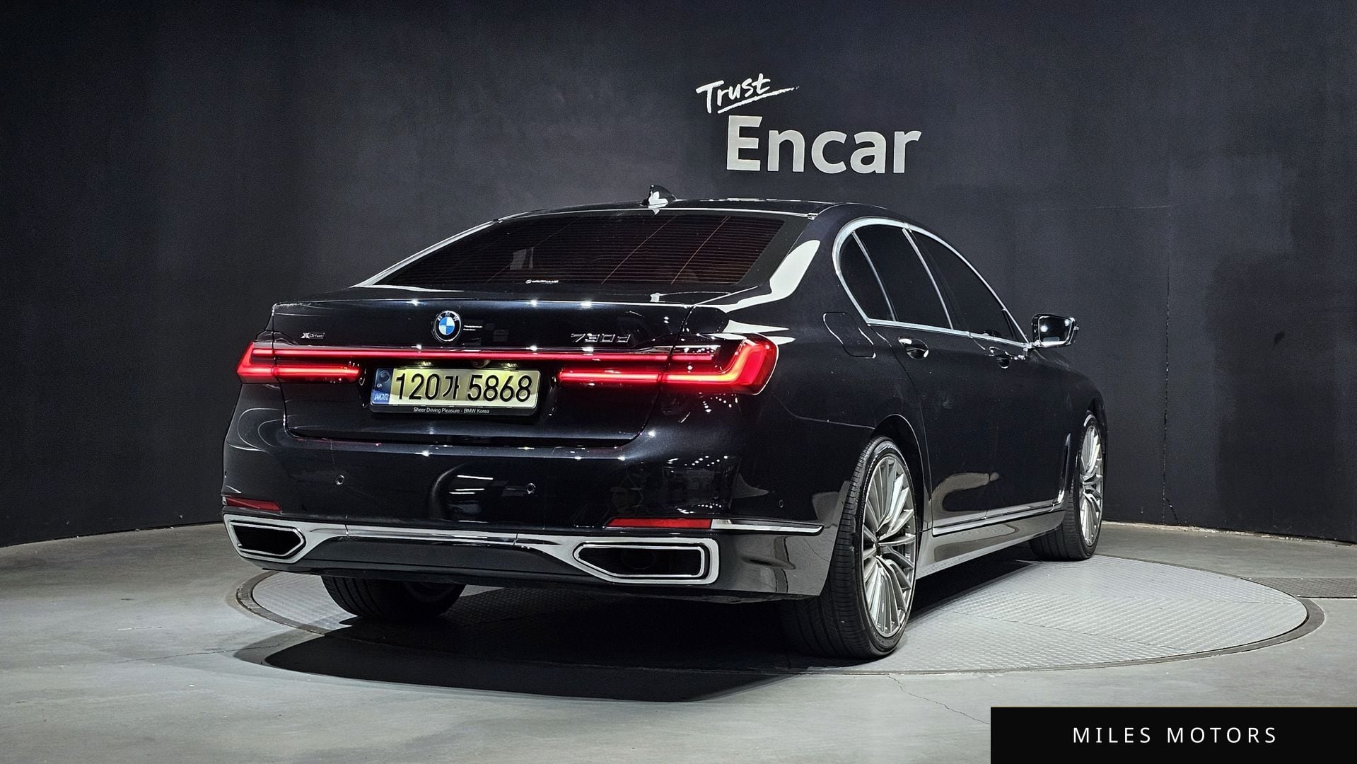 BMW 7 Series (G11) 2022 — миниатюра 2