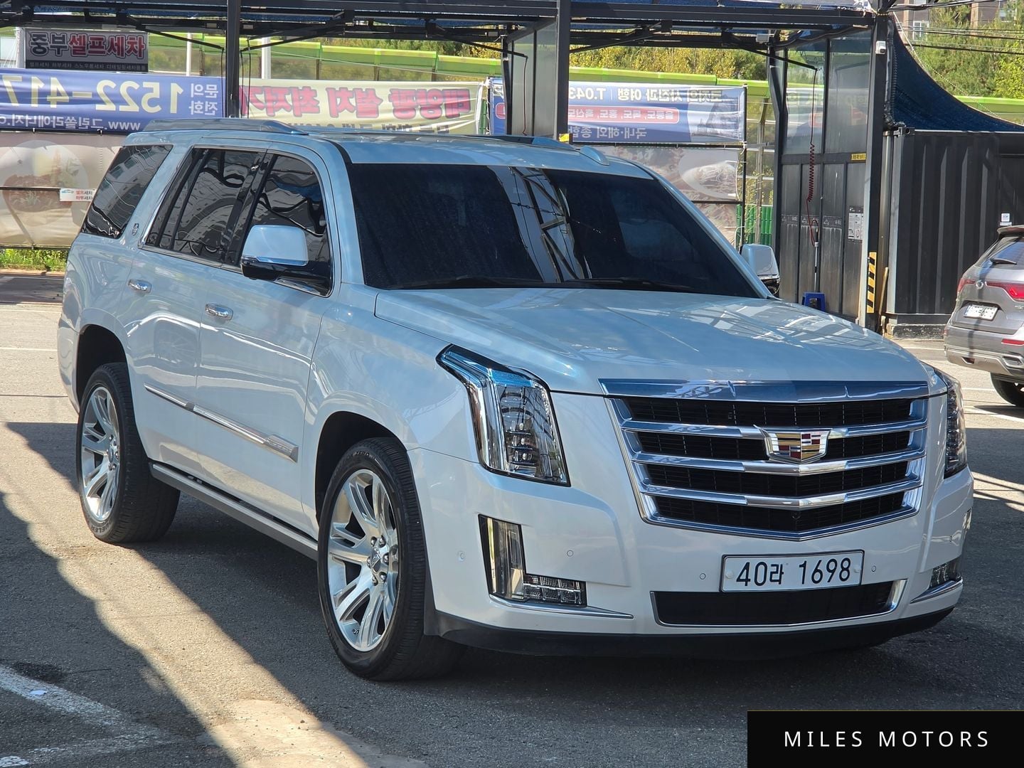 Cadillac Escalade 2018 — фото 1 из 12