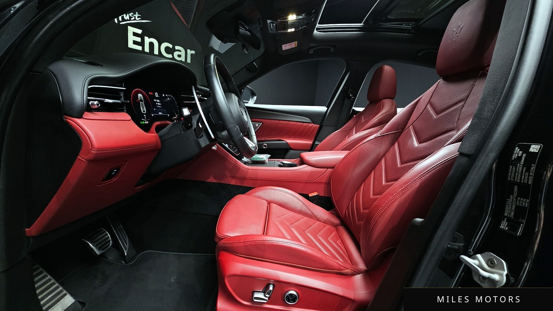 Maserati 그레칼레 2023 — миниатюра 12