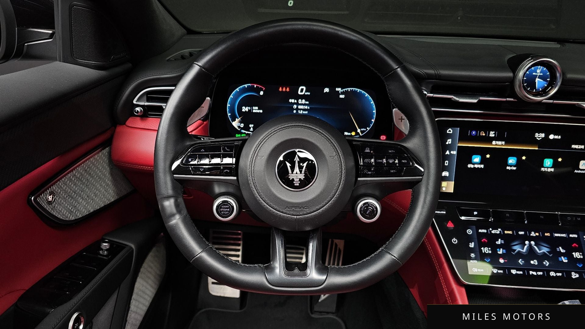 Maserati 그레칼레 2023 — миниатюра 17