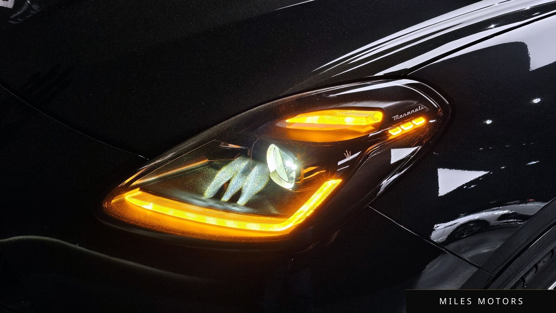 Maserati 그레칼레 2023 — миниатюра 8