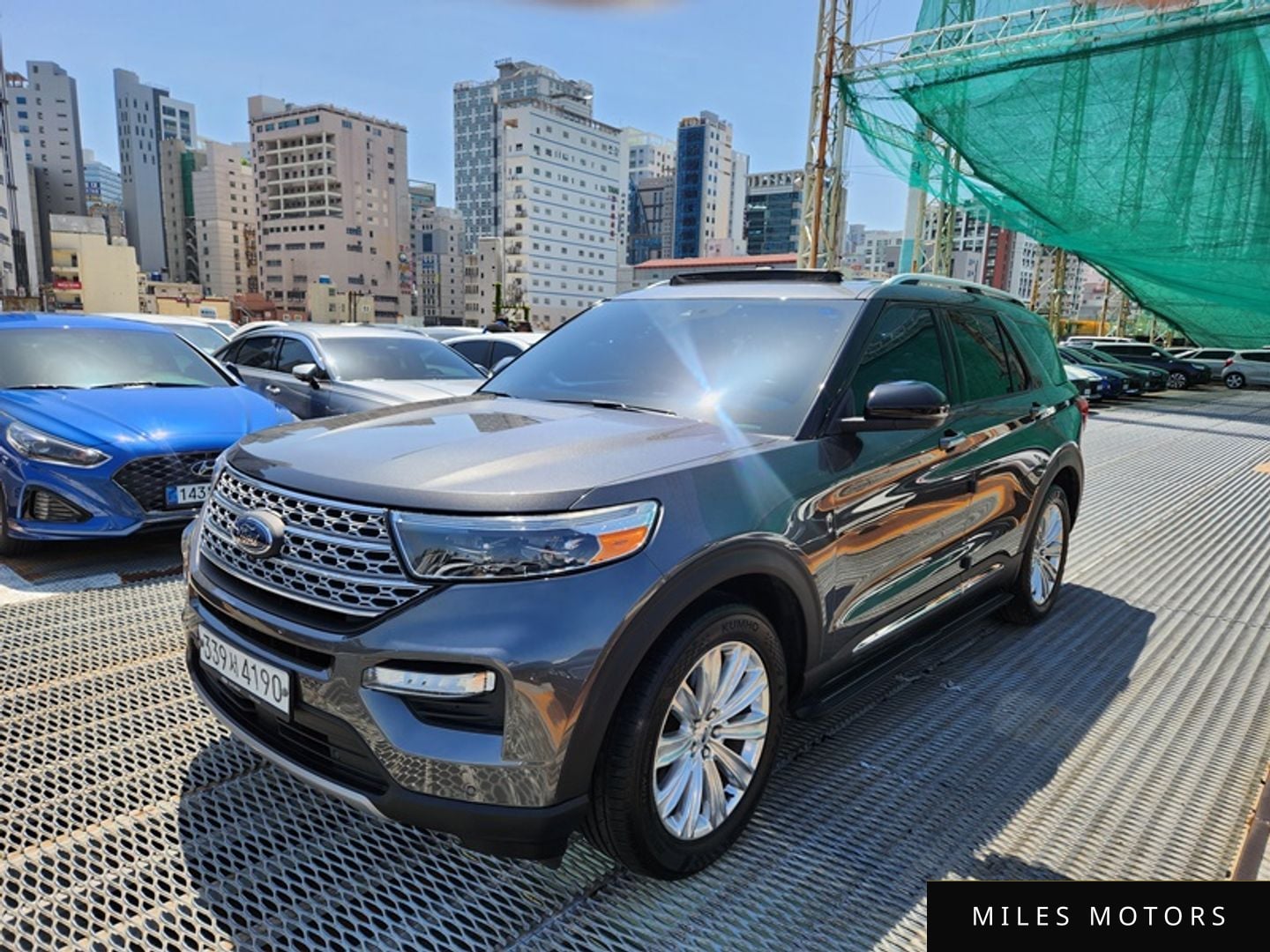 Ford Explorer 2020 — фото 1 из 12