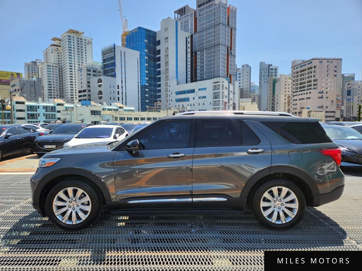 Ford Explorer 2020 — миниатюра 3